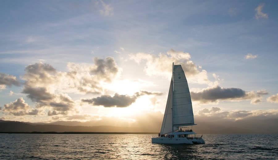 sailaway vi sunset hero